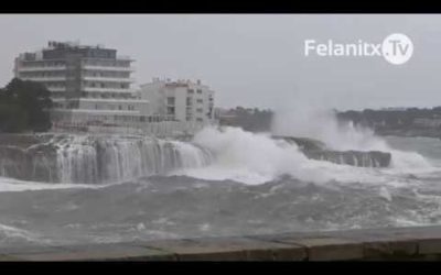TEMPORAL DE VENT A LA MAR. PORTOCOLOM