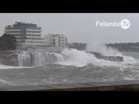 TEMPORAL DE VENT A LA MAR. PORTOCOLOM