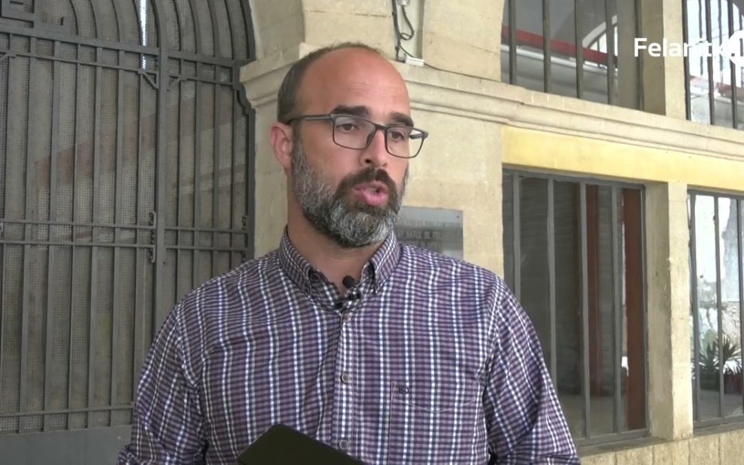 EL BATLE PARLA SOBRE LA URBANITZACIÓ A SA CAPELLA