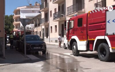 Cotxe incendiat al c. Bartomeu Caldentey de Felanitx