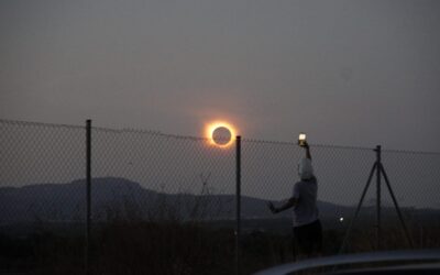 L’expectació per veure l’eclipsi a Son Matamoros